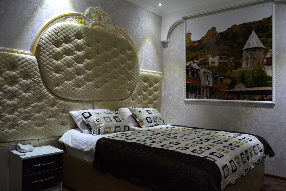 Hotel Elegant Boutique Rustaveli Tiflis Exterior foto