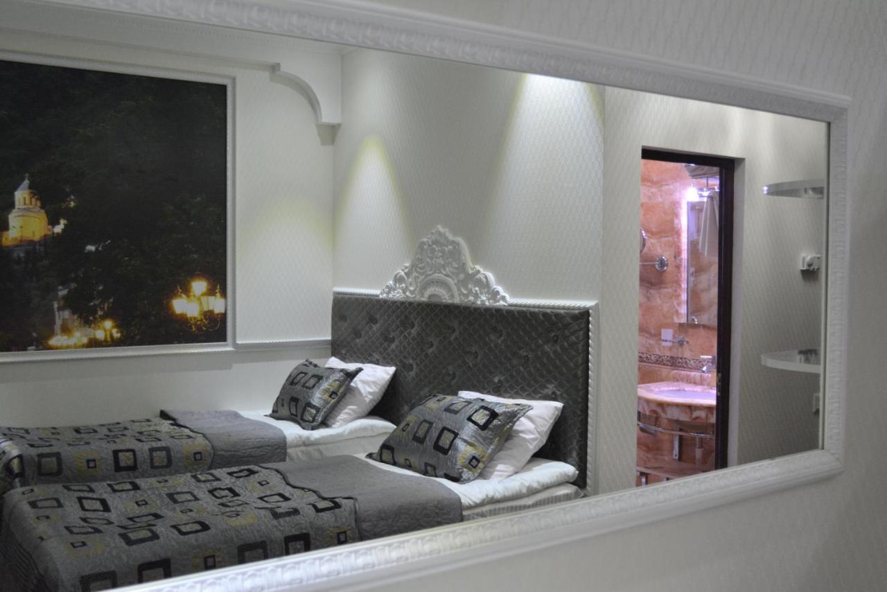 Hotel Elegant Boutique Rustaveli Tiflis Exterior foto